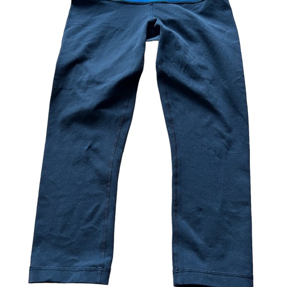 Lululemon Reversible Women’s Leggings Size 4 EUC - Picture 2 of 4